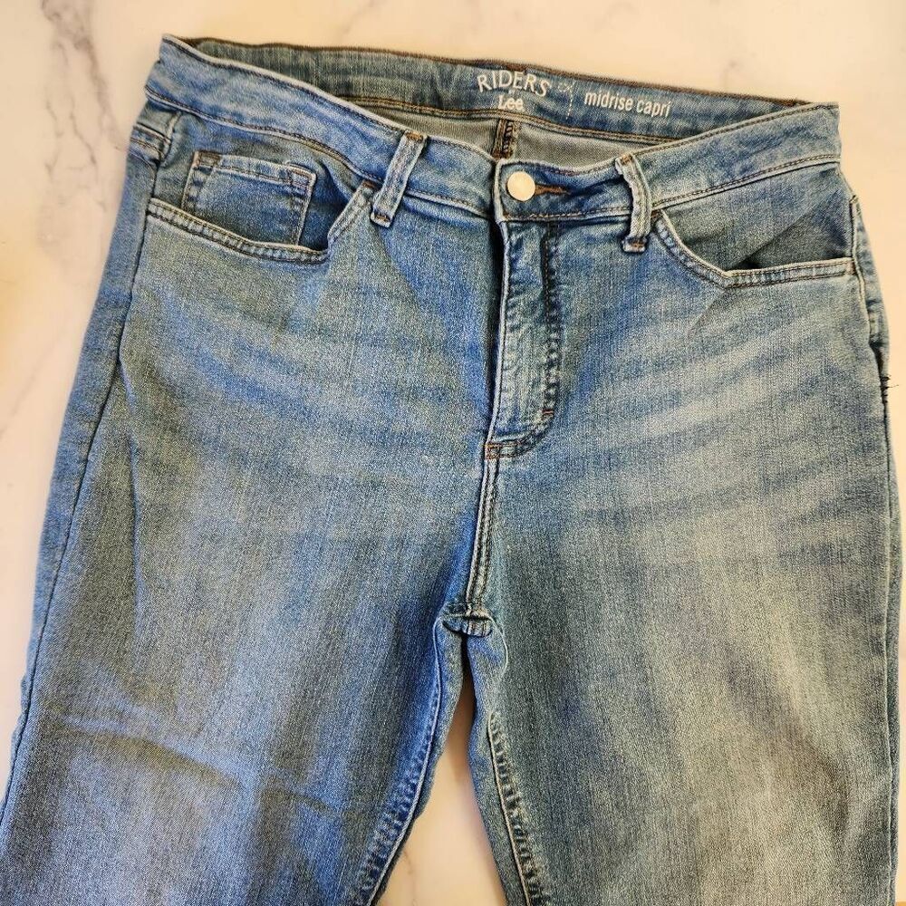 Riders women's lee blue denim mid-rise Capri cropped  jeans